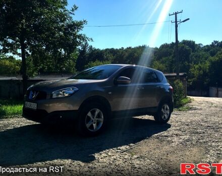 Коричневий Ніссан Кашкай, об'ємом двигуна 1.6 л та пробігом 196 тис. км за 11000 $, фото 5 на Automoto.ua