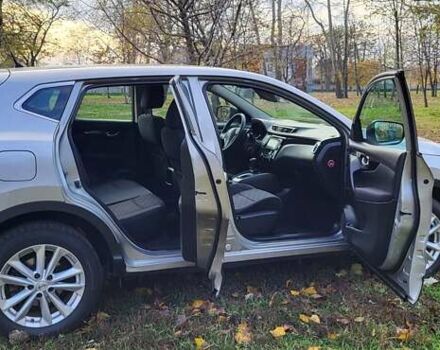 Коричневий Ніссан Кашкай, об'ємом двигуна 1.6 л та пробігом 200 тис. км за 12000 $, фото 5 на Automoto.ua