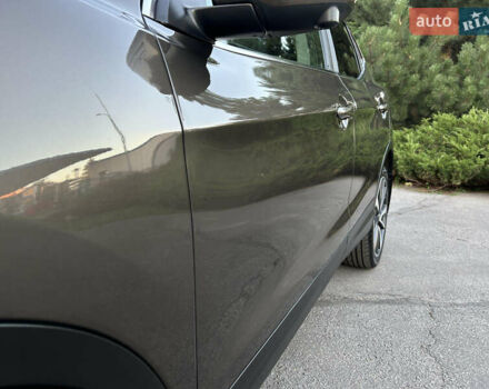 Коричневий Ніссан Кашкай, об'ємом двигуна 1.5 л та пробігом 243 тис. км за 15450 $, фото 4 на Automoto.ua