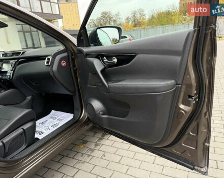 Коричневий Ніссан Кашкай, об'ємом двигуна 1.6 л та пробігом 157 тис. км за 16500 $, фото 30 на Automoto.ua