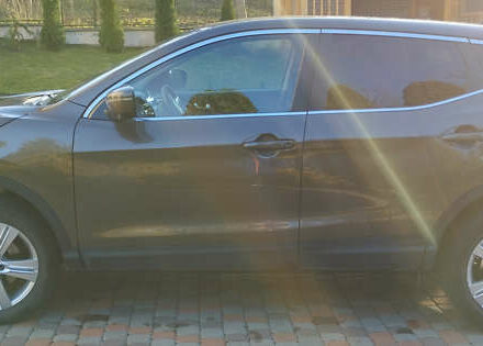 Коричневий Ніссан Кашкай, об'ємом двигуна 1.46 л та пробігом 207 тис. км за 14000 $, фото 3 на Automoto.ua