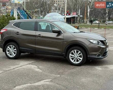 Коричневый Ниссан Кашкай, объемом двигателя 1.2 л и пробегом 110 тыс. км за 12300 $, фото 4 на Automoto.ua