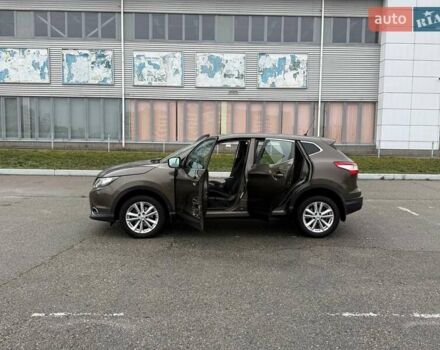 Коричневый Ниссан Кашкай, объемом двигателя 1.2 л и пробегом 110 тыс. км за 12300 $, фото 31 на Automoto.ua