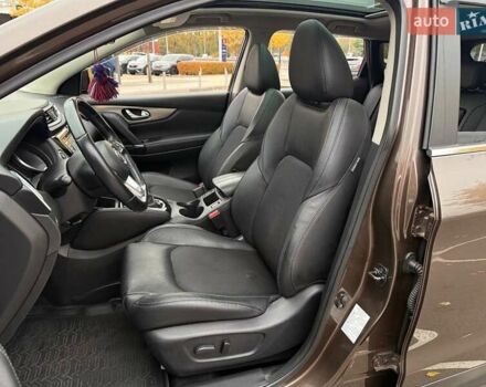 Ниссан Кашкай 2017 в Киеве на Automoto.ua Коричневый Ниссан Кашкай, объемом двигателя 1.6 л и пробегом 45 тыс. км за 21990 $, фото 9 на Automoto.ua