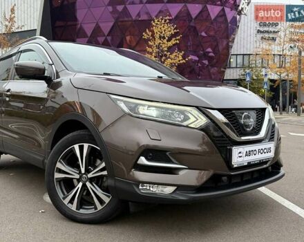 Ниссан Кашкай 2017 в Киеве на Automoto.ua Коричневый Ниссан Кашкай, объемом двигателя 1.6 л и пробегом 45 тыс. км за 21990 $, фото 1 на Automoto.ua