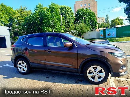 Коричневый Ниссан Кашкай, объемом двигателя 1.2 л и пробегом 32 тыс. км за 16900 $, фото 3 на Automoto.ua