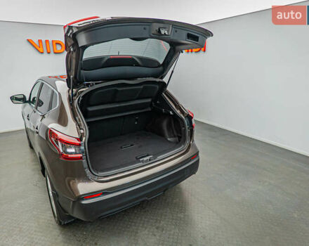 Коричневый Ниссан Кашкай, объемом двигателя 1.6 л и пробегом 117 тыс. км за 18854 $, фото 6 на Automoto.ua