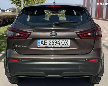 Коричневый Ниссан Кашкай, объемом двигателя 1.2 л и пробегом 53 тыс. км за 15999 $, фото 4 на Automoto.ua