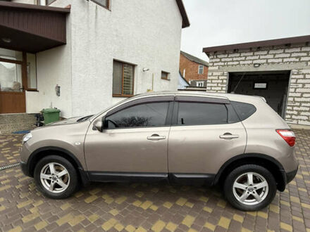 Коричневый Ниссан Кашкай, объемом двигателя 1.6 л и пробегом 194 тыс. км за 7800 $, фото 1 на Automoto.ua