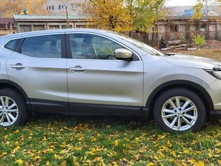 Коричневый Ниссан Кашкай, объемом двигателя 0 л и пробегом 200 тыс. км за 12500 $, фото 1 на Automoto.ua
