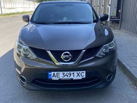 Ніссан Кашкай 2017 у Дніпро (Дніпропетровську) на Automoto.ua Коричневий Ніссан Кашкай, об'ємом двигуна 1.2 л та пробігом 68 тис. км за 15000 $, фото 1 на Automoto.ua