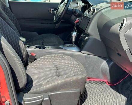 Красный Ниссан Кашкай, объемом двигателя 2 л и пробегом 326 тыс. км за 7990 $, фото 17 на Automoto.ua