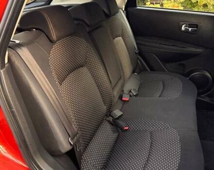 Красный Ниссан Кашкай, объемом двигателя 2 л и пробегом 210 тыс. км за 7700 $, фото 20 на Automoto.ua