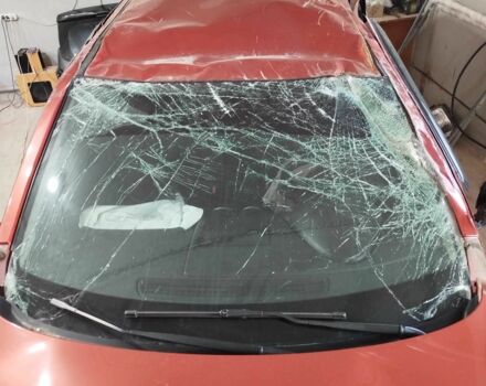 Красный Ниссан Кашкай, объемом двигателя 1.6 л и пробегом 176 тыс. км за 2500 $, фото 1 на Automoto.ua