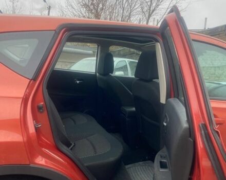 Красный Ниссан Кашкай, объемом двигателя 1.5 л и пробегом 230 тыс. км за 4499 $, фото 5 на Automoto.ua