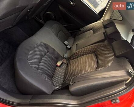 Красный Ниссан Кашкай, объемом двигателя 2 л и пробегом 210 тыс. км за 7700 $, фото 14 на Automoto.ua