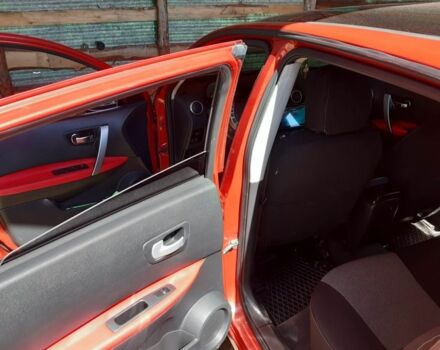 Червоний Ніссан Кашкай, об'ємом двигуна 1.5 л та пробігом 288 тис. км за 8000 $, фото 8 на Automoto.ua