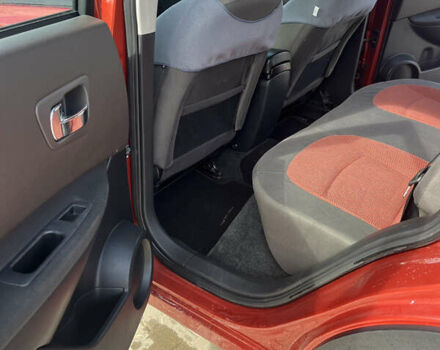 Красный Ниссан Кашкай, объемом двигателя 1.6 л и пробегом 270 тыс. км за 6450 $, фото 9 на Automoto.ua