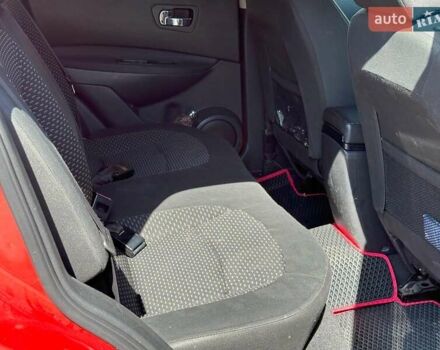 Красный Ниссан Кашкай, объемом двигателя 2 л и пробегом 326 тыс. км за 7990 $, фото 12 на Automoto.ua