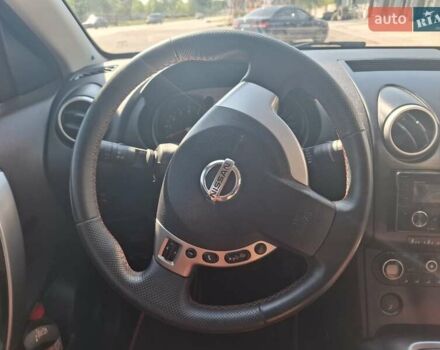 Красный Ниссан Кашкай, объемом двигателя 2 л и пробегом 178 тыс. км за 7499 $, фото 19 на Automoto.ua