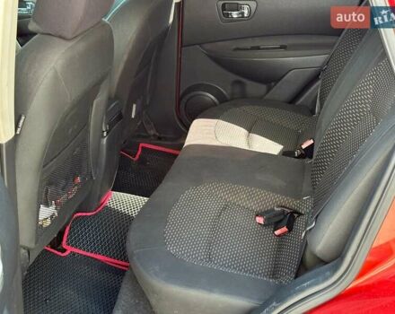 Красный Ниссан Кашкай, объемом двигателя 2 л и пробегом 326 тыс. км за 7990 $, фото 10 на Automoto.ua