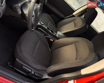 Красный Ниссан Кашкай, объемом двигателя 2 л и пробегом 210 тыс. км за 7700 $, фото 10 на Automoto.ua