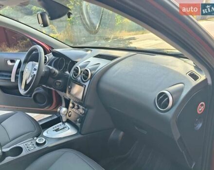 Красный Ниссан Кашкай, объемом двигателя 2 л и пробегом 205 тыс. км за 7700 $, фото 26 на Automoto.ua