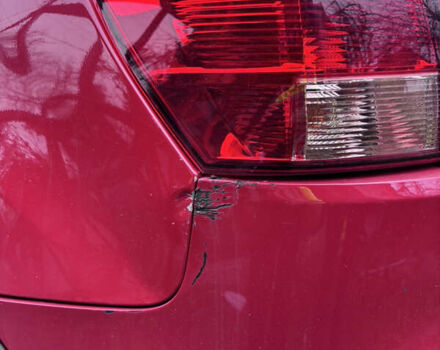 Красный Ниссан Кашкай, объемом двигателя 1.6 л и пробегом 170 тыс. км за 7250 $, фото 4 на Automoto.ua