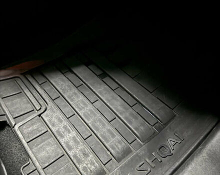 Красный Ниссан Кашкай, объемом двигателя 2 л и пробегом 305 тыс. км за 8500 $, фото 17 на Automoto.ua