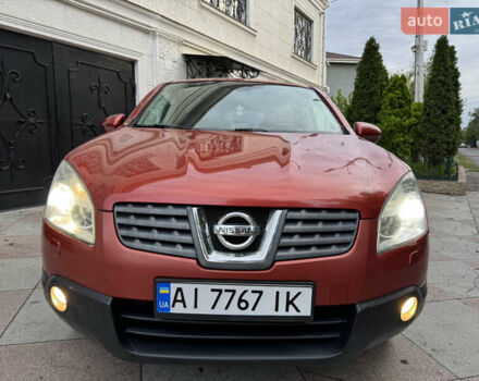 Красный Ниссан Кашкай, объемом двигателя 2 л и пробегом 218 тыс. км за 7750 $, фото 1 на Automoto.ua