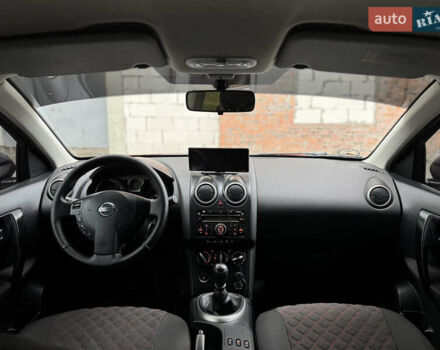 Красный Ниссан Кашкай, объемом двигателя 1.46 л и пробегом 228 тыс. км за 7400 $, фото 30 на Automoto.ua