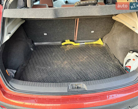 Красный Ниссан Кашкай, объемом двигателя 2 л и пробегом 235 тыс. км за 9900 $, фото 20 на Automoto.ua