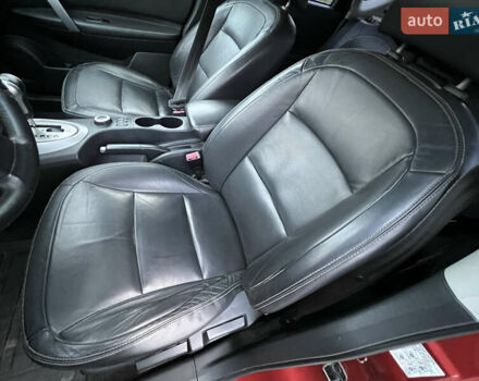 Ніссан Кашкай 2008 у Києві на Automoto.ua Червоний Ніссан Кашкай, об'ємом двигуна 2 л та пробігом 226 тис. км за 8000 $, фото 9 на Automoto.ua