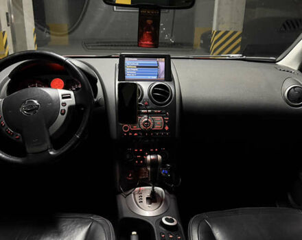 Красный Ниссан Кашкай, объемом двигателя 2 л и пробегом 305 тыс. км за 8500 $, фото 11 на Automoto.ua