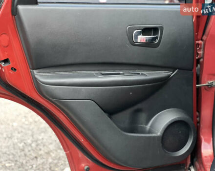 Ніссан Кашкай 2008 у Києві на Automoto.ua Червоний Ніссан Кашкай, об'ємом двигуна 2 л та пробігом 226 тис. км за 8000 $, фото 14 на Automoto.ua