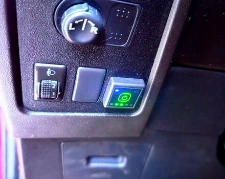 Красный Ниссан Кашкай, объемом двигателя 2 л и пробегом 160 тыс. км за 8200 $, фото 2 на Automoto.ua