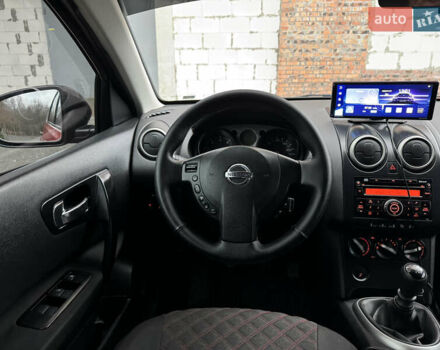 Красный Ниссан Кашкай, объемом двигателя 1.46 л и пробегом 228 тыс. км за 7400 $, фото 38 на Automoto.ua