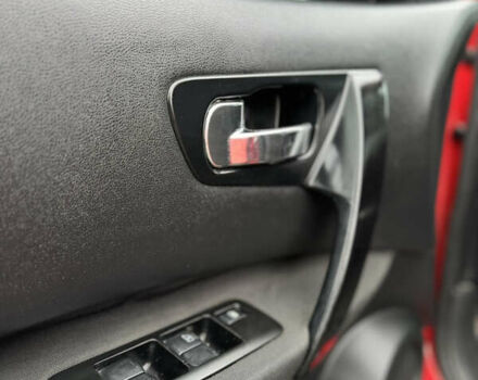 Красный Ниссан Кашкай, объемом двигателя 1.46 л и пробегом 228 тыс. км за 7400 $, фото 25 на Automoto.ua