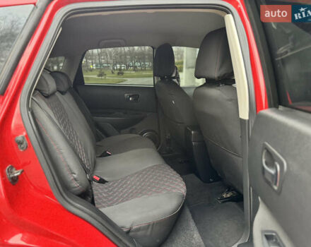 Красный Ниссан Кашкай, объемом двигателя 1.46 л и пробегом 228 тыс. км за 7400 $, фото 19 на Automoto.ua