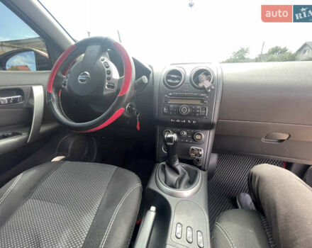 Красный Ниссан Кашкай, объемом двигателя 1.6 л и пробегом 218 тыс. км за 8800 $, фото 11 на Automoto.ua