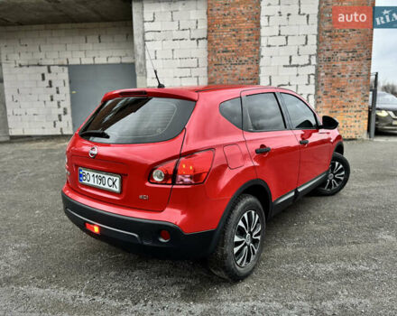 Красный Ниссан Кашкай, объемом двигателя 1.46 л и пробегом 228 тыс. км за 7400 $, фото 2 на Automoto.ua