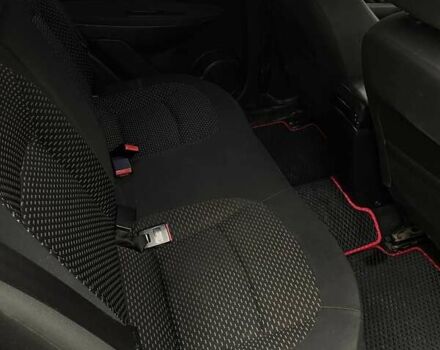 Красный Ниссан Кашкай, объемом двигателя 1.46 л и пробегом 265 тыс. км за 7700 $, фото 10 на Automoto.ua