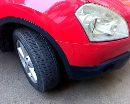 Красный Ниссан Кашкай, объемом двигателя 2 л и пробегом 160 тыс. км за 8200 $, фото 6 на Automoto.ua