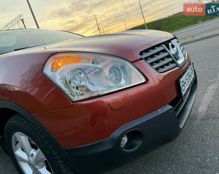 Красный Ниссан Кашкай, объемом двигателя 2 л и пробегом 235 тыс. км за 9900 $, фото 7 на Automoto.ua