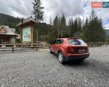 Красный Ниссан Кашкай, объемом двигателя 1.6 л и пробегом 305 тыс. км за 6500 $, фото 3 на Automoto.ua
