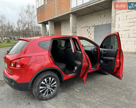 Красный Ниссан Кашкай, объемом двигателя 1.46 л и пробегом 228 тыс. км за 7400 $, фото 14 на Automoto.ua