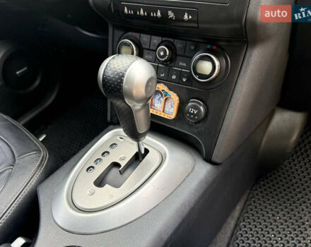 Ниссан Кашкай 2009 в Харькове на Automoto.ua Красный Ниссан Кашкай, объемом двигателя 2 л и пробегом 163 тыс. км за 7999 $, фото 27 на Automoto.ua