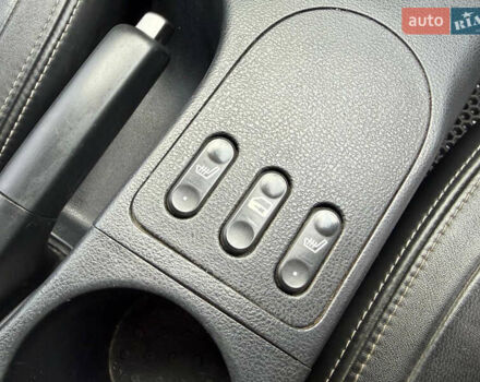 Ниссан Кашкай 2009 в Харькове на Automoto.ua Красный Ниссан Кашкай, объемом двигателя 2 л и пробегом 163 тыс. км за 7999 $, фото 26 на Automoto.ua