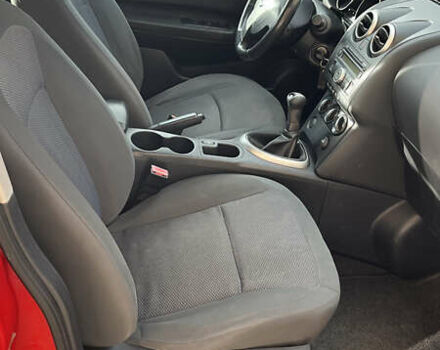 Красный Ниссан Кашкай, объемом двигателя 1.6 л и пробегом 197 тыс. км за 8600 $, фото 25 на Automoto.ua