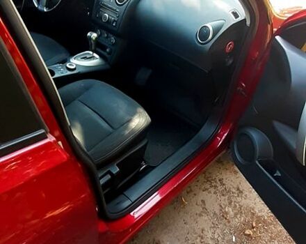 Красный Ниссан Кашкай, объемом двигателя 2 л и пробегом 227 тыс. км за 10000 $, фото 8 на Automoto.ua